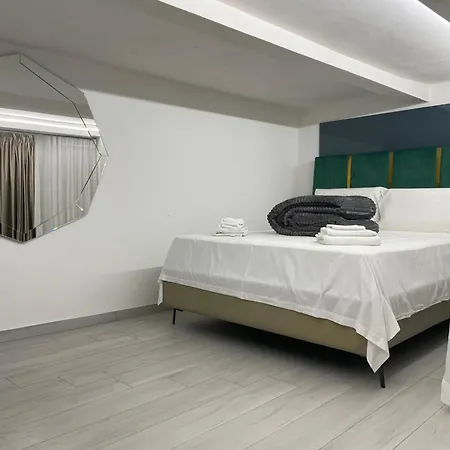 Bed & Breakfast Acquicella House
